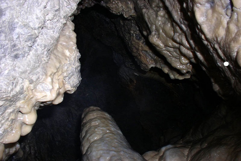 Jaskyna-zla-diera